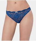 TRIUMPH Dream Spotlight Koronkowe stringi majtki TRIUMPH Dream Spotlight Koronkowe stringi majtki