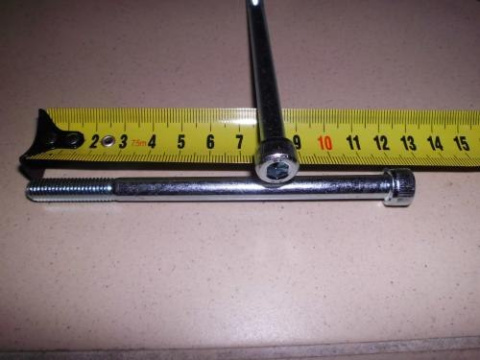 Śruba z łbem walcowym TOOLCRAFT DIN912 M8 10 sztuk Śruba z łbem walcowym TOOLCRAFT DIN912 M8 10 sztuk