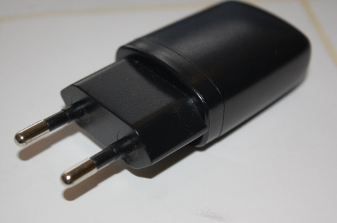 WIKO ŁADOWARKA USB SMARTFON TELEFON E-PAPIEROS WIKO ŁADOWARKA USB SMARTFON TELEFON E-PAPIEROS