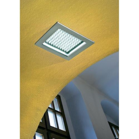 Lampa sufitowa LED ESOTEC 8,7W IP20 aluminium Lampa sufitowa LED ESOTEC 8,7W IP20 aluminium
