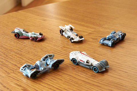 statek SAMOCHÓD HOT WHEELS STAR WARS TIE ADVANCED statek SAMOCHÓD HOT WHEELS STAR WARS TIE ADVANCED