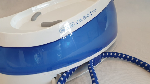 Stacja parowa PHILIPS GC7610 PerfectCare 2400W Stacja parowa PHILIPS GC7610 PerfectCare 2400W