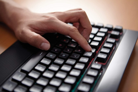 Klawiatura mechaniczna Corsair K55 Gaming RGB Klawiatura mechaniczna Corsair K55 Gaming RGB