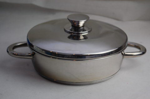 Lacor-40622 garnek 22 cm S. VITROCOR Lacor-40622 garnek 22 cm S. VITROCOR