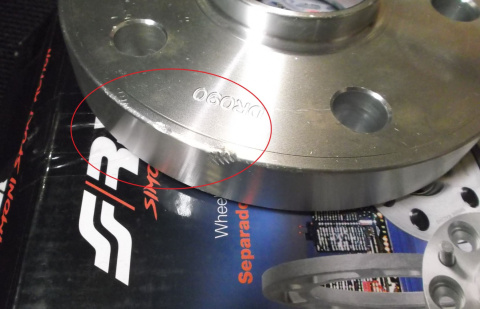 Dystanse Simoni Racing DR090 B10 20mm ze śrubami Dystanse Simoni Racing DR090 B10 20mm ze śrubami