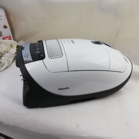 Miele PowerLine S 8340 Odkurzacz workowy Miele PowerLine S 8340 Odkurzacz workowy
