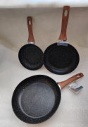 3 patelnie Tognana 20 24 28 cm non stick