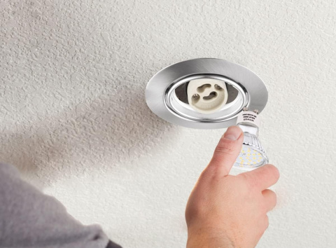 Lampa światło sufitowe LED zestaw 6 szt. 6 W WOWATT 2800K 600lm obrotowe Lampa światło sufitowe LED zestaw 6 szt. 6 W WOWATT 2800K 600lm obrotowe