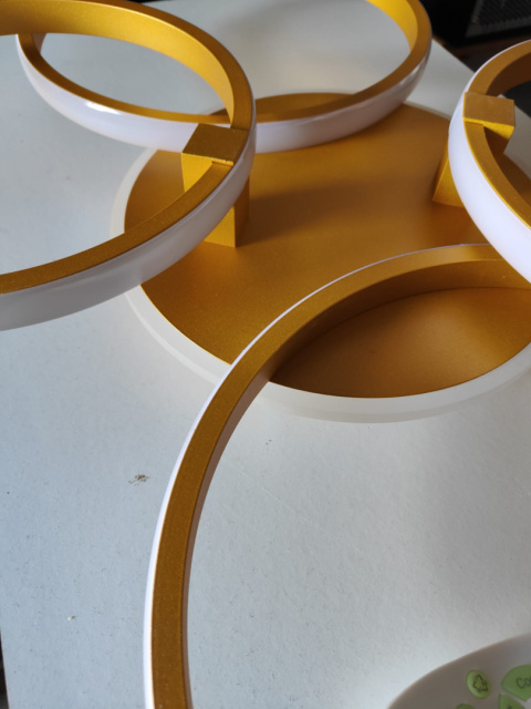 Lampa ring pierścienie koła świetlne biało złota światło zimne ciepłe jasność regulowana Lampa ring pierścienie koła świetlne biało złota światło zimne ciepłe jasność regulowana