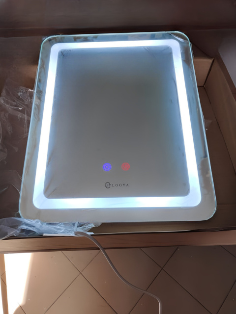 Lustro z regulowanym oświetleniem anty para regulacja led z kablem 50 x 40 cm Lustro z regulowanym oświetleniem anty para regulacja led z kablem 50 x 40 cm