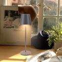 Lampa stołowa LED K-BRIGHT ściemniana + stacja ładująca 3000K 240lm Lampa stołowa LED K-BRIGHT ściemniana + stacja ładująca 3000K 240lm