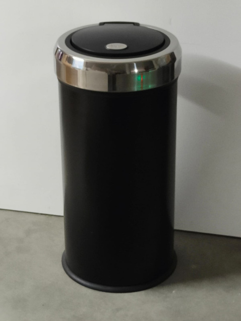 ŚMIETNIK METALOWY CZARNY SREBRNY KOSZ z wiadrem 30 L push ŚMIETNIK METALOWY CZARNY SREBRNY KOSZ z wiadrem 30 L push