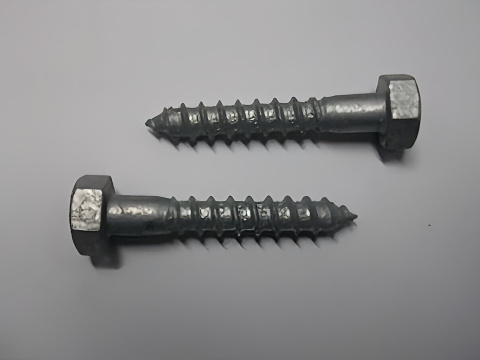 100 SZT Wkręt do drewna łeb sześciokątny TOOLCRAFT DIN571 100 SZT Wkręt do drewna łeb sześciokątny TOOLCRAFT DIN571