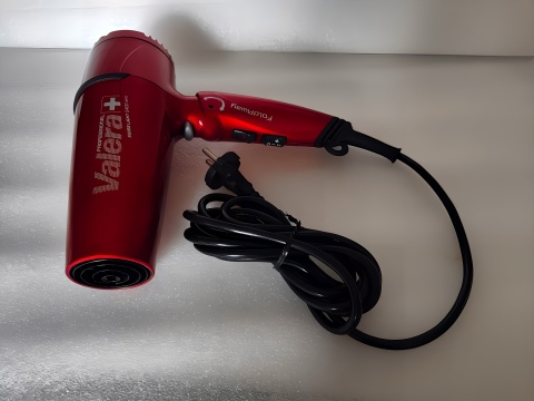 Suszarka do włosów Valera Swiss Red Light 5400T