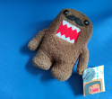 Domo Moustache Plusz maskotka zabawka licencjonowana Play Domo Domo Moustache Plusz maskotka zabawka licencjonowana Play Domo
