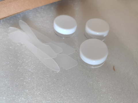 przezroczyste słoiki z zakrętką 5 ml próbki kosmetyki podróżne Słoik bezbarwny z nakrętką przezroczyste słoiki z zakrętką 5 ml próbki kosmetyki podróżne Słoik bezbarwny z nakrętką
