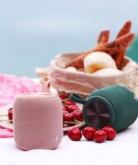 BEZPRZEWODOWY GŁOŚNIK BLUETOOTH MOBILNY 5.0 M7 USB różowy BEZPRZEWODOWY GŁOŚNIK BLUETOOTH MOBILNY 5.0 M7 USB różowy
