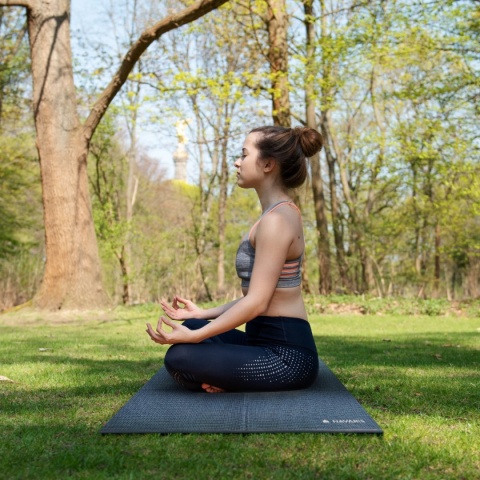 NAVARIS MATA SPORTOWA antypoślizgowa fitness do pilatesu jogi składana 173 x 61 NAVARIS MATA SPORTOWA antypoślizgowa fitness do pilatesu jogi składana 173 x 61