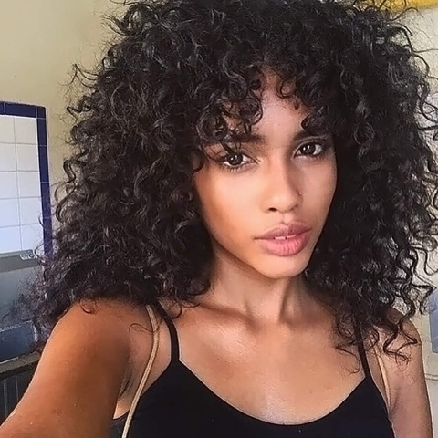 Puszyste Faliste kręcone Brazylijskie Włosy Peruka z Grzywką Czarny Afro Puszyste Faliste kręcone Brazylijskie Włosy Peruka z Grzywką Czarny Afro