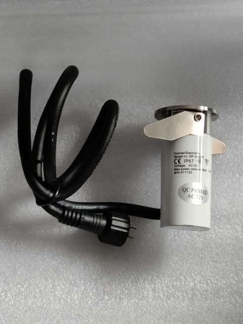 Lampa do zabudowy okrągła 1 biała dioda LED IP67 stal Lampa do zabudowy okrągła 1 biała dioda LED IP67 stal