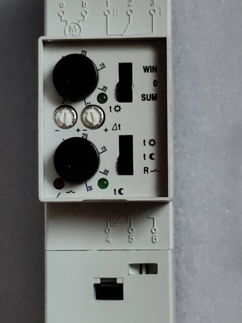 Regulator temperatury na szynę DIN Wallair TM TE082 PERRY Regulator temperatury na szynę DIN Wallair TM TE082 PERRY