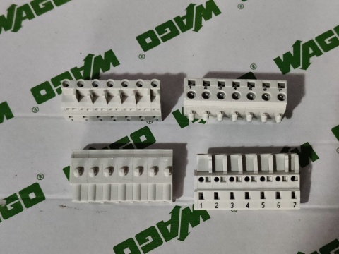 Gniazdo MCS‑MIDI Classic 7‑biegunowe jasnoszare raster 7,5mm 721‑207/008‑000 WAGO 50 sz