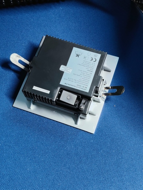 Lampa sufitowa LED ESOTEC 8,7W IP20 aluminium