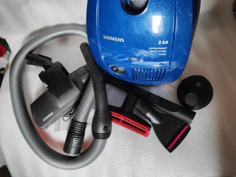 Odkurzacz Siemens VSZ31455 850W mocny 10m