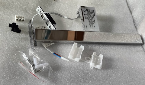 Kinkiet Łazienkowy LED Lampa nad lustro szafkę 30cm Neutralny 4000K srebrna