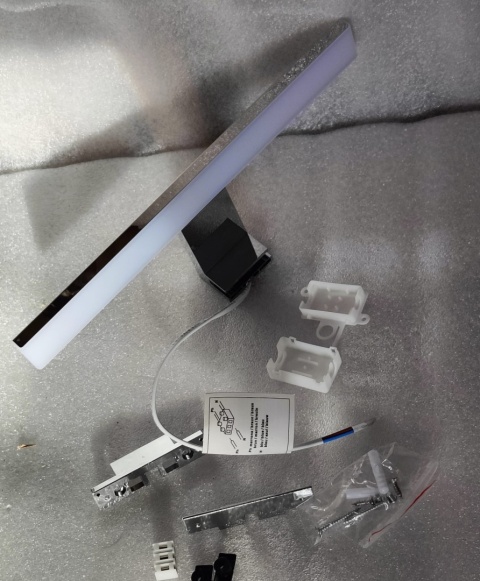 Kinkiet Łazienkowy LED Lampa nad lustro szafkę 30cm Neutralny 4000K srebrna