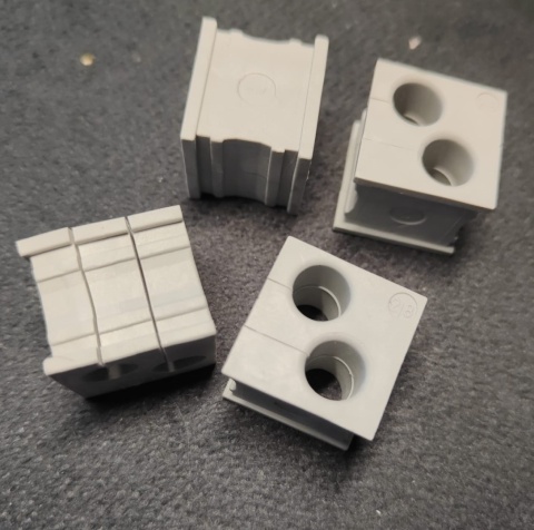 Kablowy szczelinowy PRZEPUST przelotka kablowa Icotek KT 2/8 20 SZTUK ZESTAW