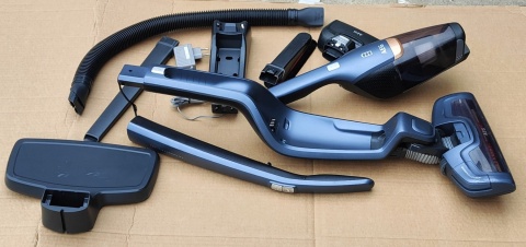 Odkurzacz bezprzewodowy pionowy ręczny AEG Ergorapido CX7-2-I360