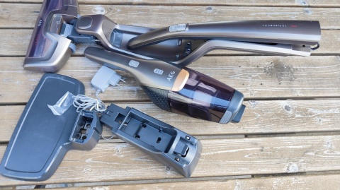 Odkurzacz pionowy ręczny bezprzewodowy AEG CX7-2-S360 X Flexibility