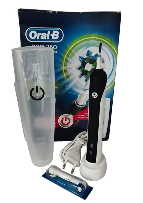 Oral-B PRO 750 szczoteczka elektryczna do zębów 3D ACTION black