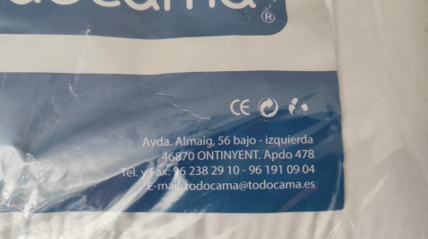 Todocama Kołdra wypełnienie z włókien odporna na roztocza300 g/m² 180 x 220