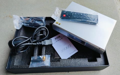 Przetwornik cyfrowo-analogowy Konwerter DAC Topping D90SE Srebrny