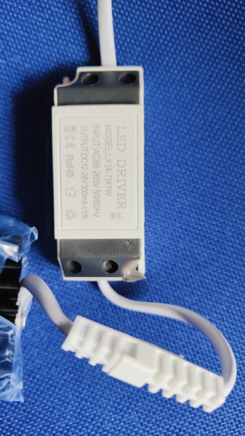 Czarne reflektory sufitowe LED 7W 6 sztuk 4000 K IP44 Z ZASILACZEM